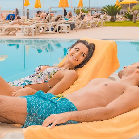 Hotel Orca 4*