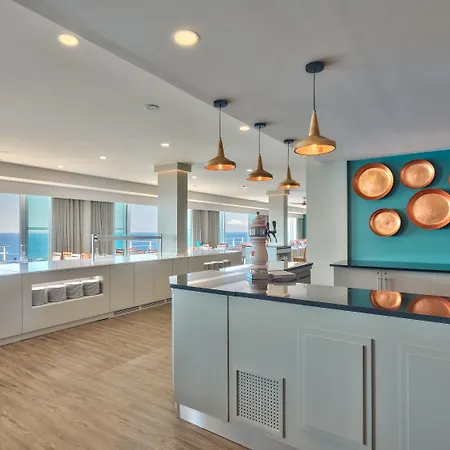 Orca Hotel